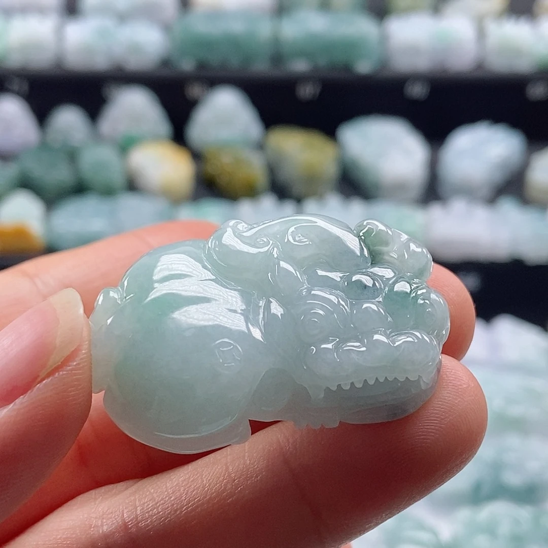 颈饰未镶嵌翡翠翡翠貔貅