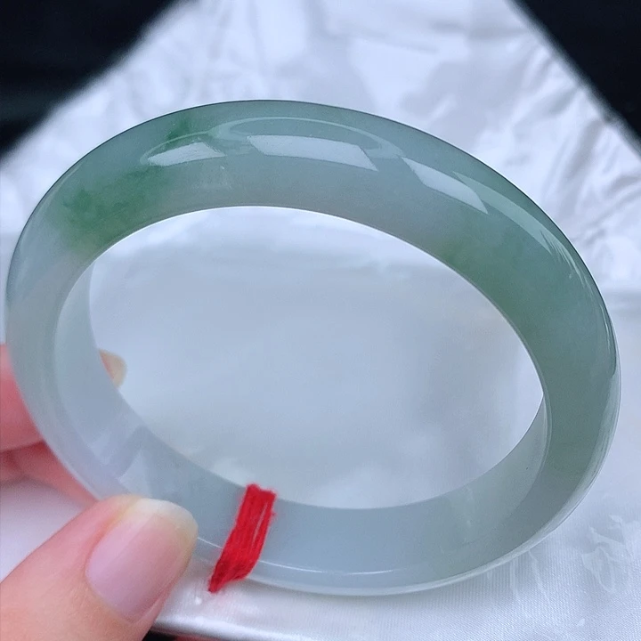 未镶嵌手镯翡翠天然