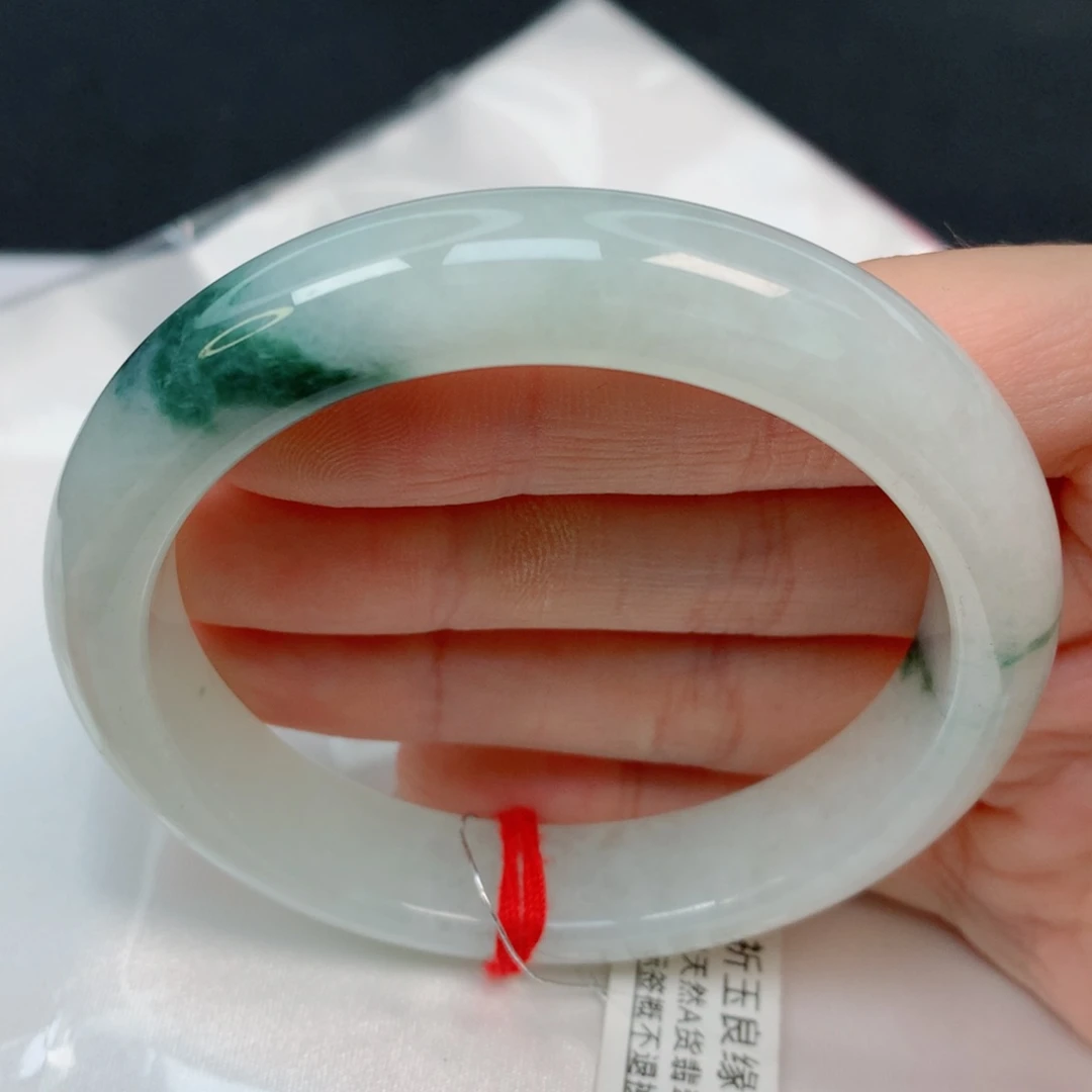 未镶嵌手镯翡翠57.4正圈，细糯墨色花，有纹，039