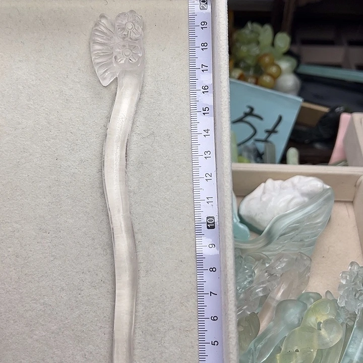 蛇纹石玉未镶嵌发簪梅花扇