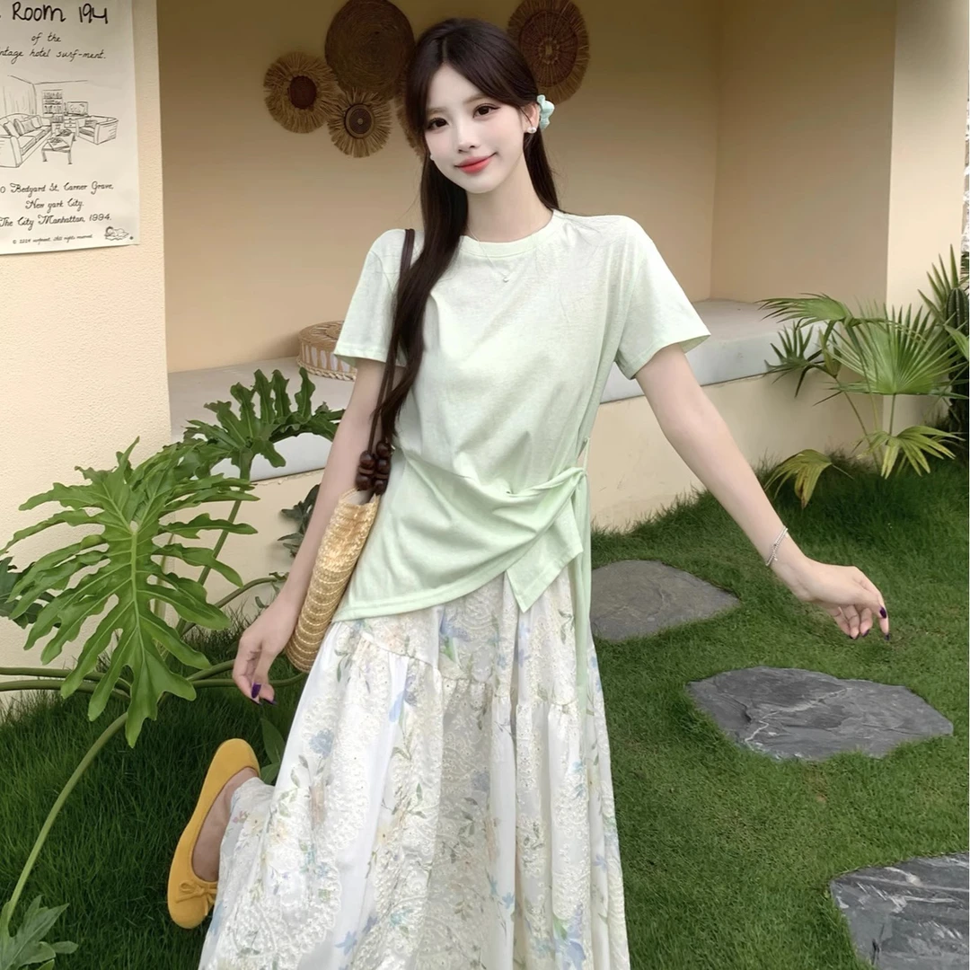 微胖妹妹显瘦套装女夏季大码不规则短袖T恤刺绣碎花半身裙两件套