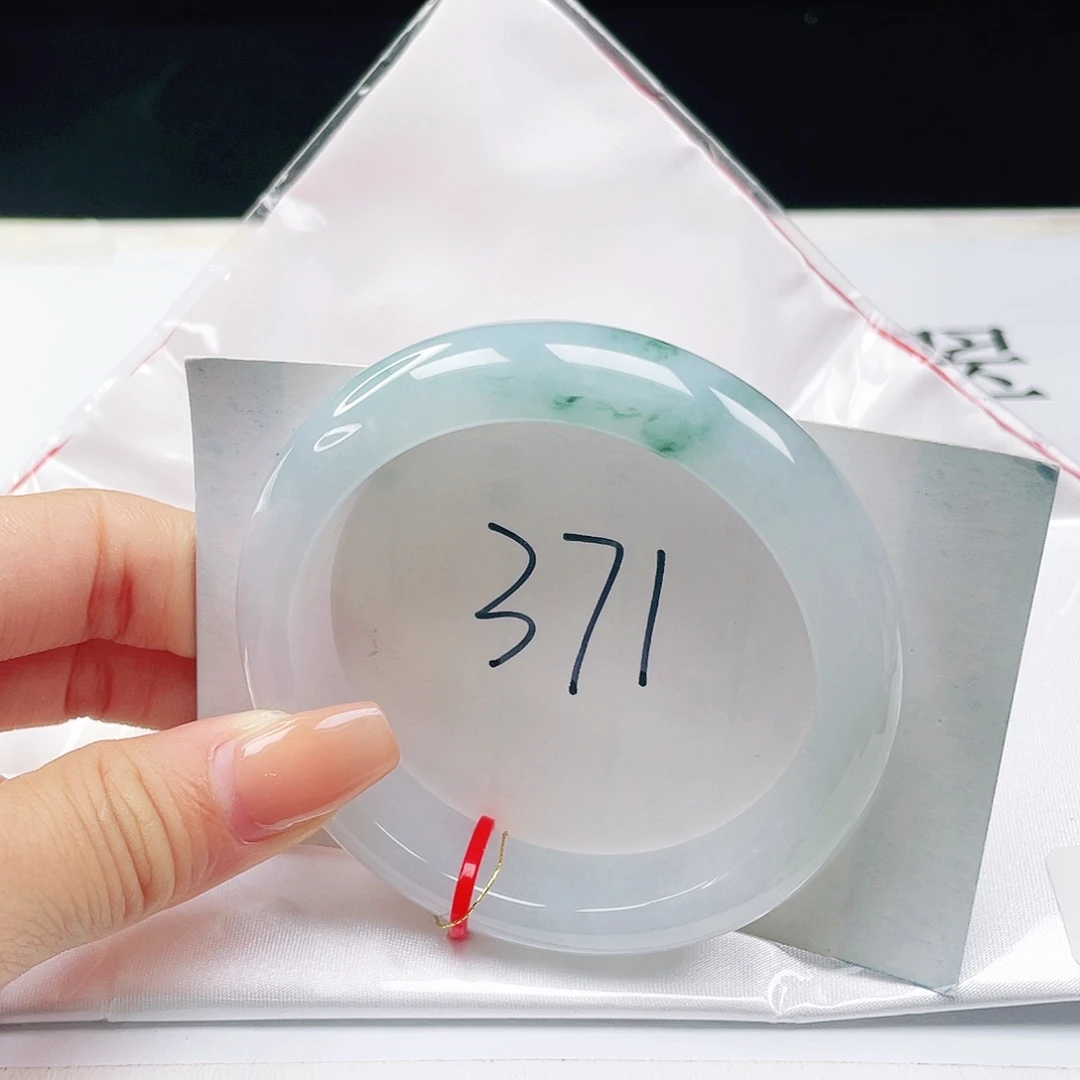 翡翠未镶嵌手镯54正圈