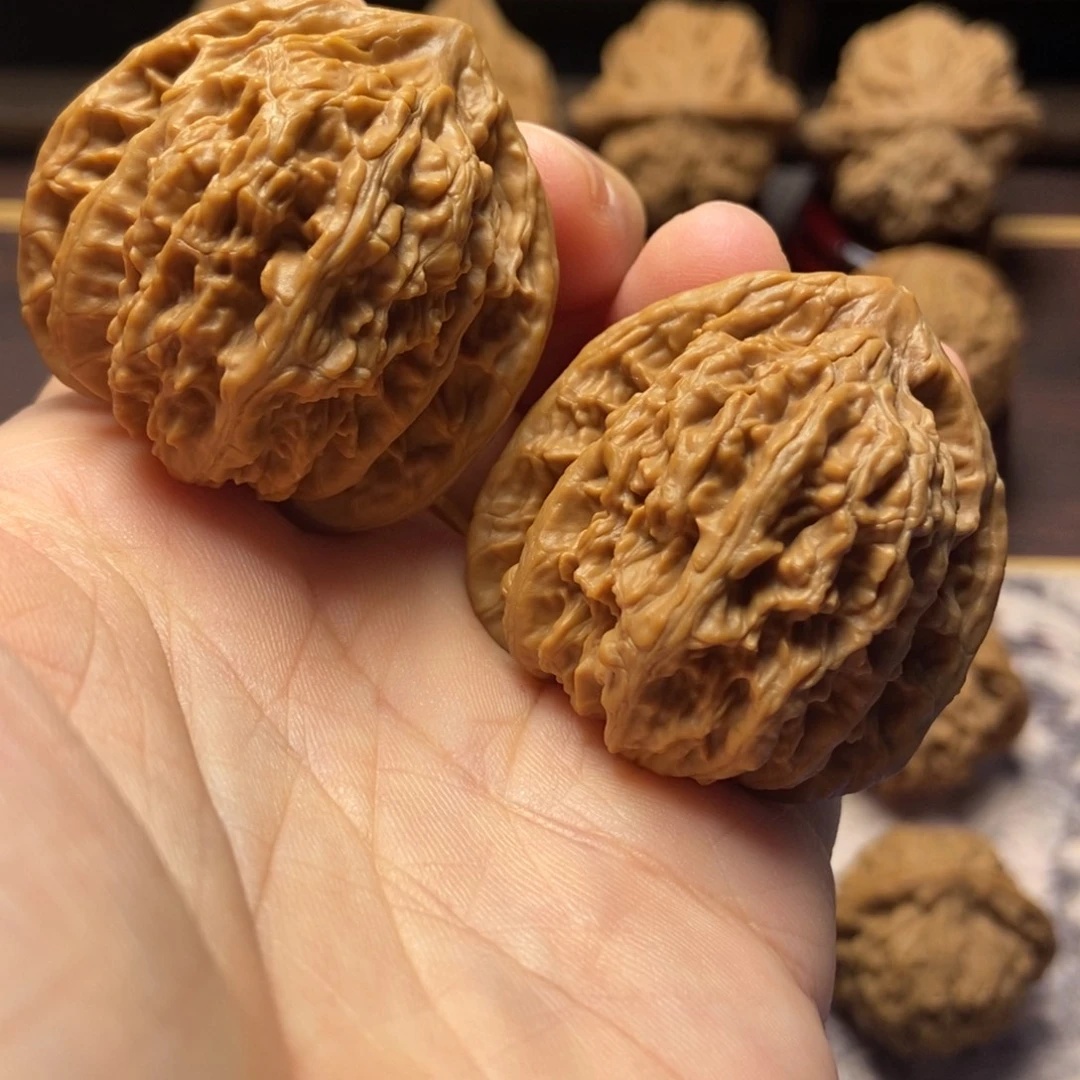 文玩核桃把件全品盘龙纹尺寸40