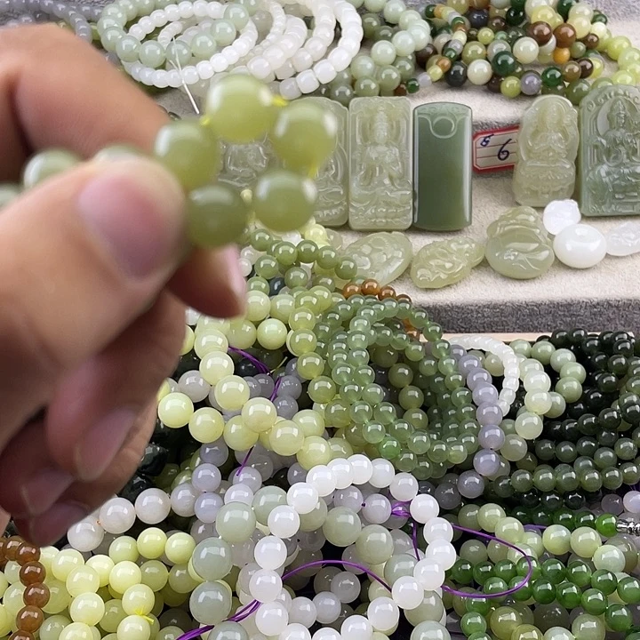 秋***天手链未镶嵌和田玉