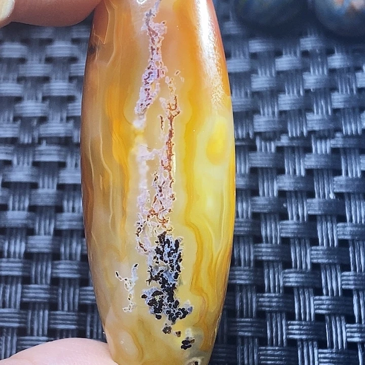 徐***来玛瑙/玉髓未镶嵌颈饰