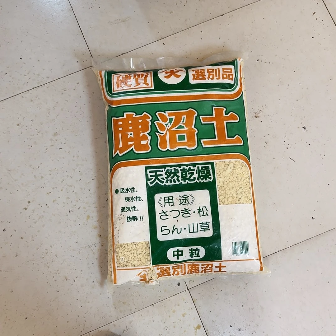 鹿沼土3–6一袋包邮，青海新疆西藏勿拍