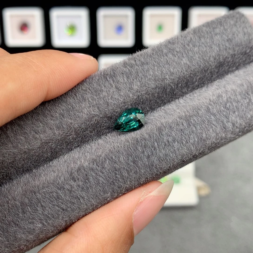 裸石未镶嵌碧玺a*h1.5克拉