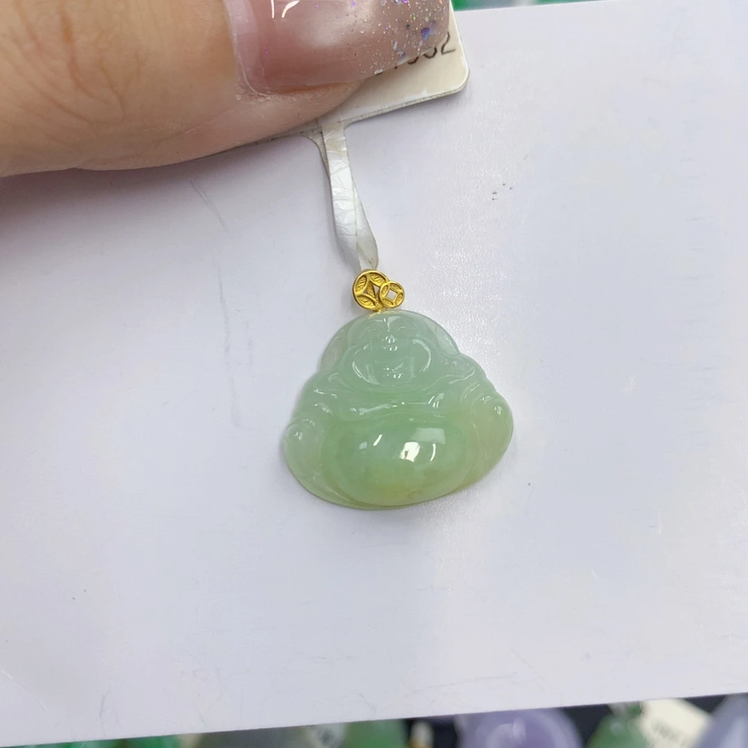 翡翠18K金镶嵌颈饰翡翠