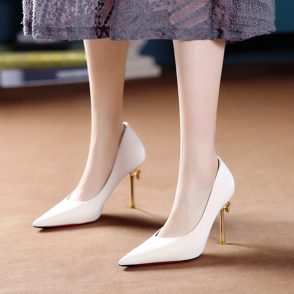 下架[已经开价]尖头细跟高跟鞋2025年春季温柔软皮浅口单鞋女9058