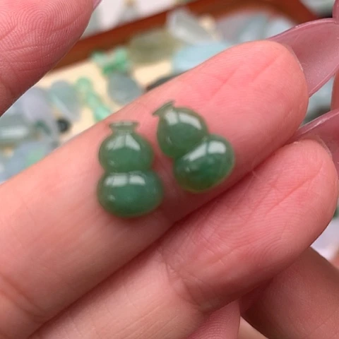 翡翠吊坠(不含链)未镶嵌零**X