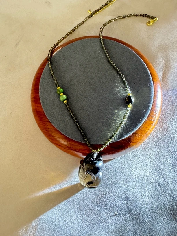 天狼星九尾狐 吊坠 H258