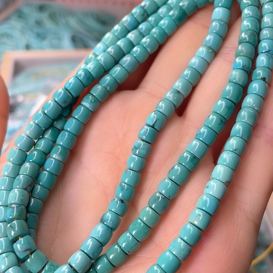 绿松石未镶嵌颈饰