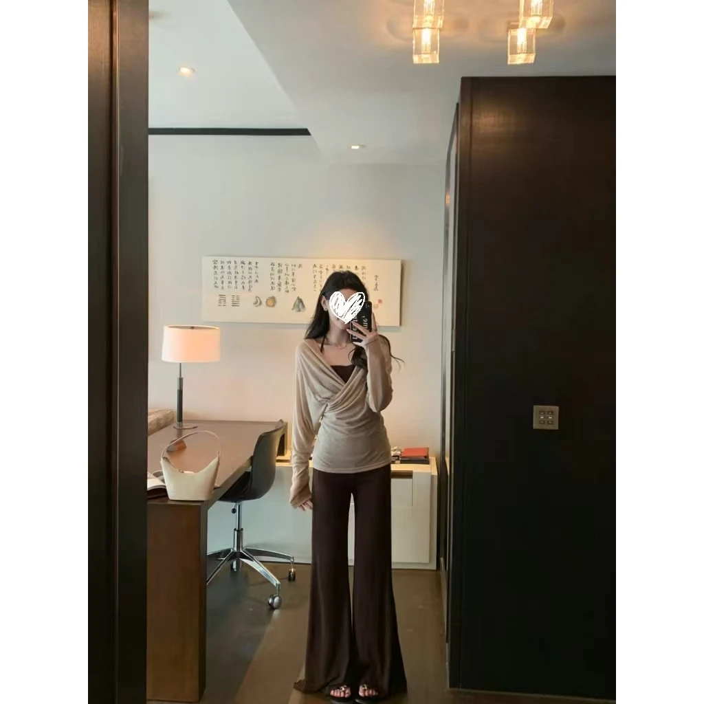 v领交叉收腰薄款针织上衣女秋季气质显瘦长袖小衫吊带裤子套装