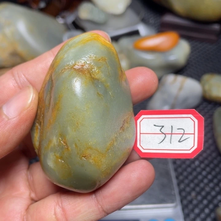 颈饰未镶嵌和田玉312