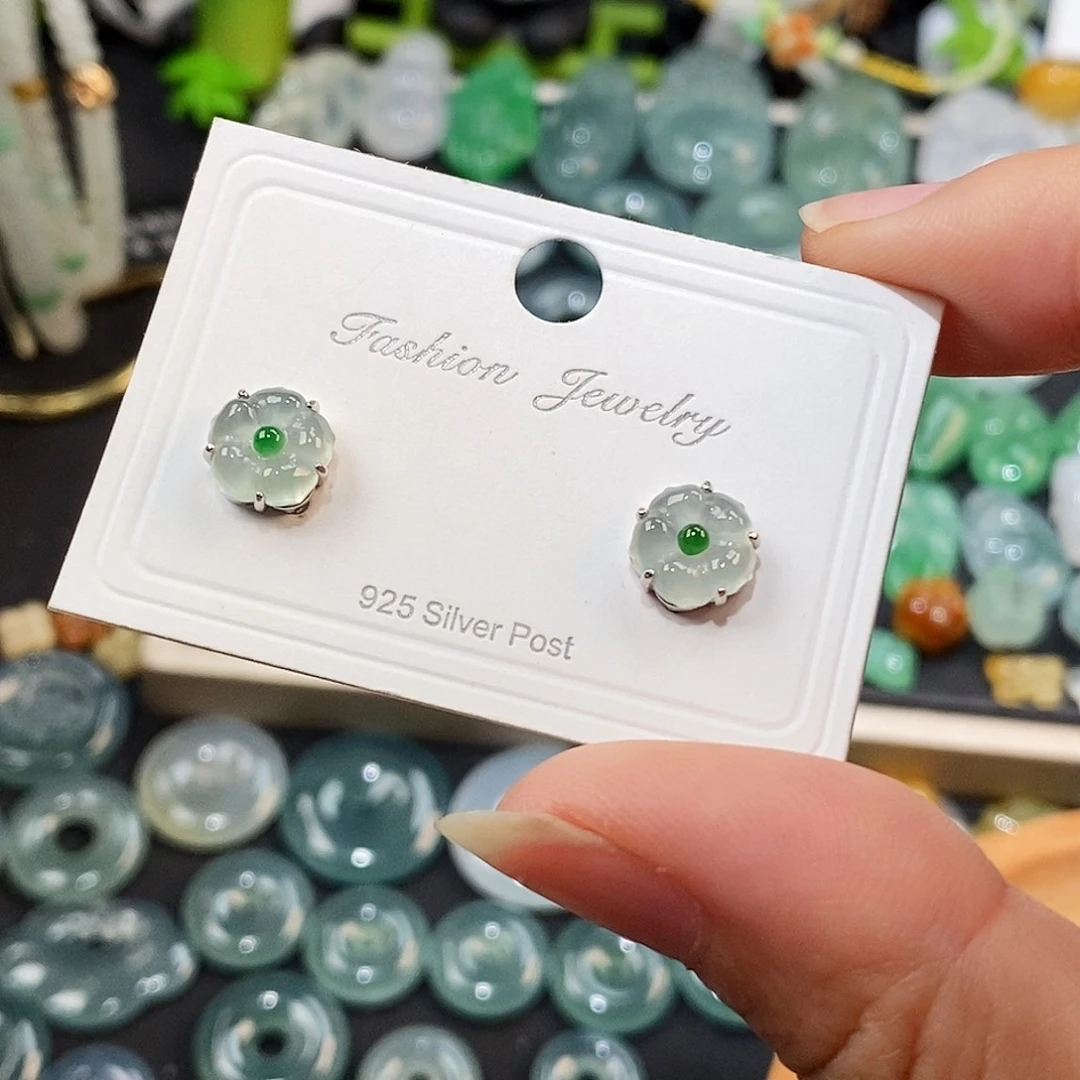 翡翠银S925镶嵌颈饰高冰小花耳钉