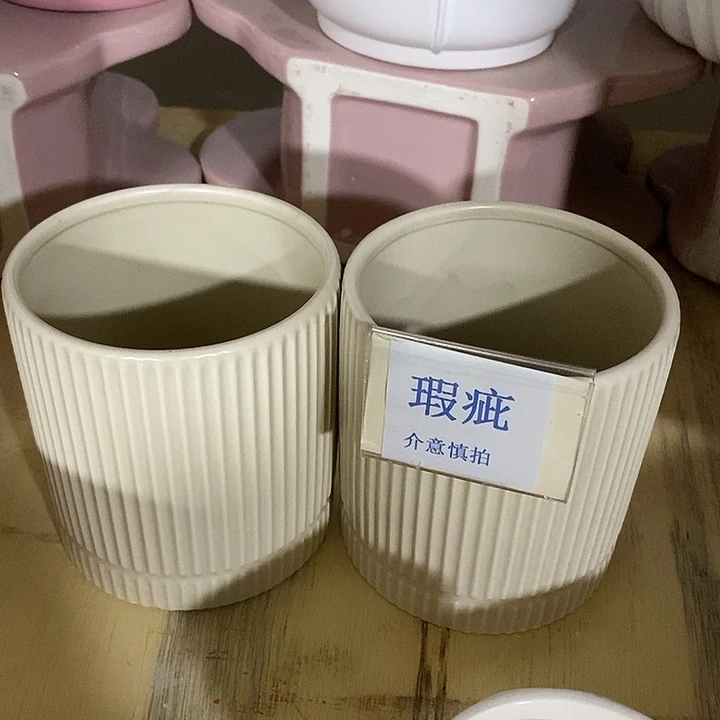 紫砂花盆多肉瑕疵盆有孔。