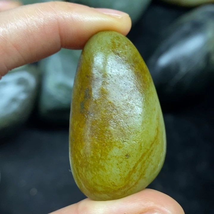 未镶嵌和田玉（糖玉）挂件