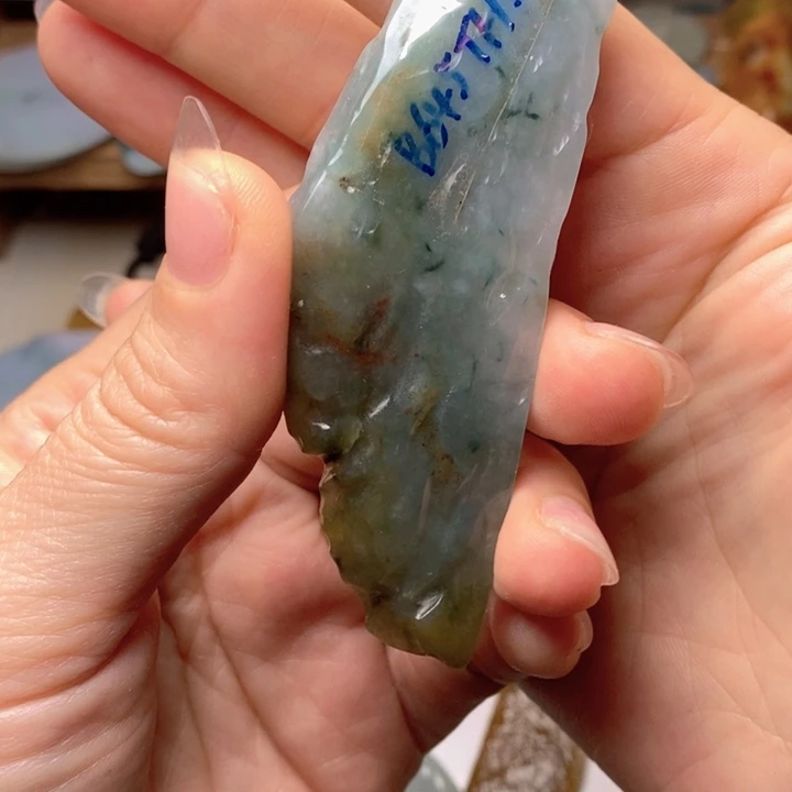 欧***阳翡翠未镶嵌颈饰天然