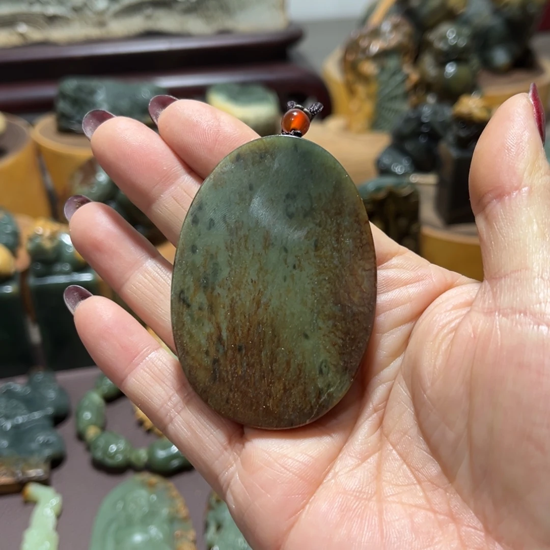 岫岩河磨玉（透闪石质玉）未镶嵌颈饰