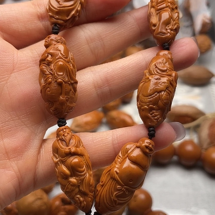 橄榄核手串雕刻工艺