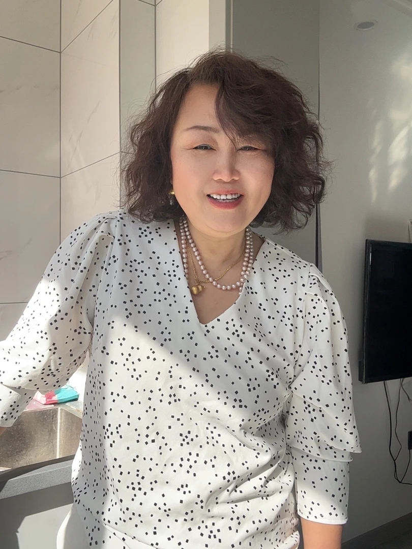 波点灯笼袖雪纺衬衫气质时尚泡泡袖百搭法式宽松