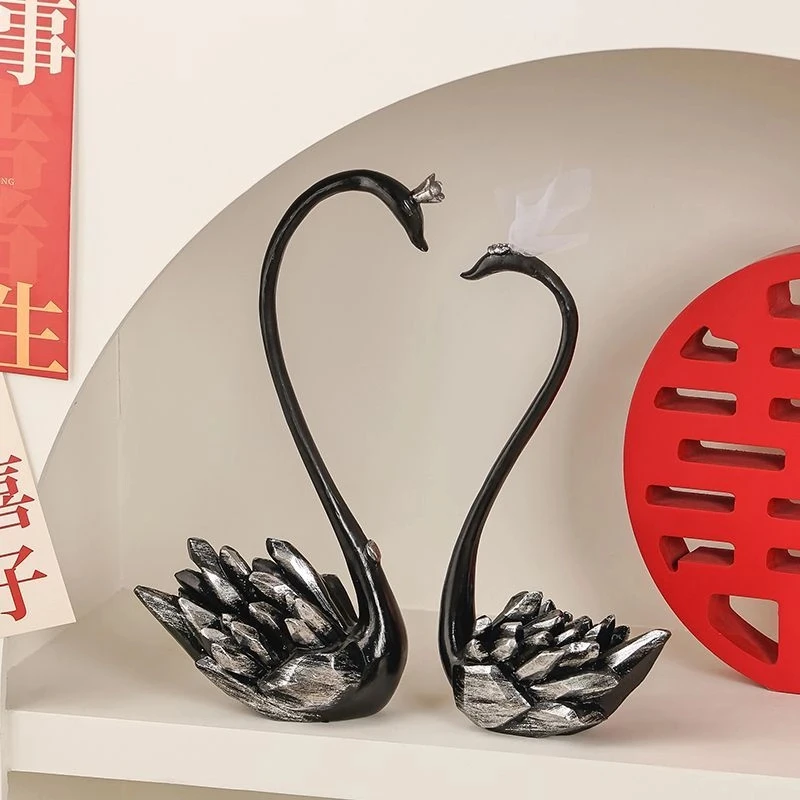 情侣天鹅摆件天生一对婚房布置实用装饰品送闺蜜新人订婚结婚礼物