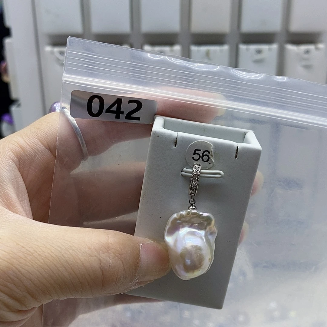 颈饰合金淡水珍珠