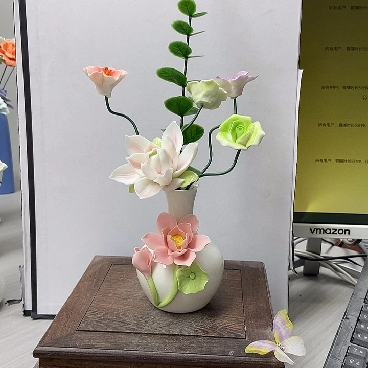 陶瓷纯手工捏花设计