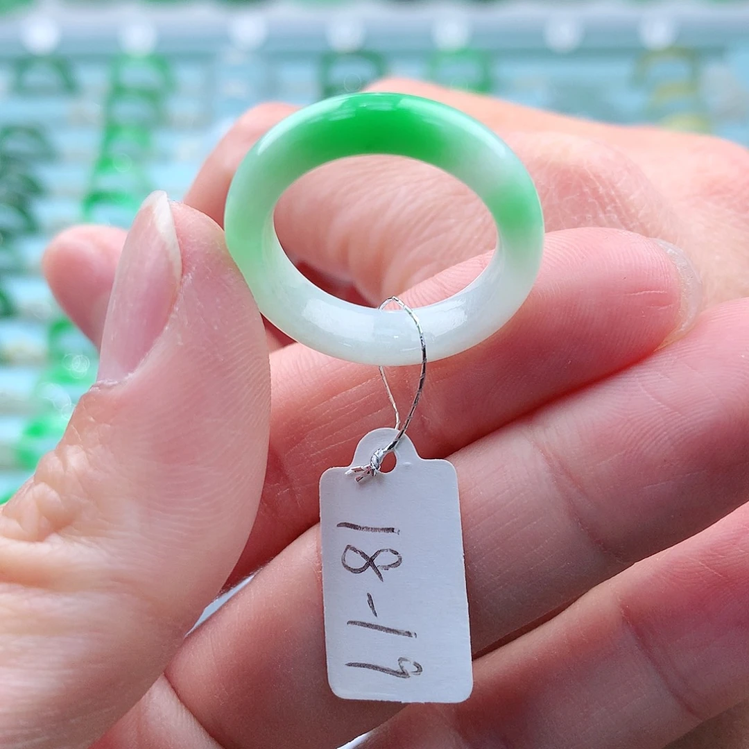 翡翠戒指未镶嵌A货缅甸翡翠