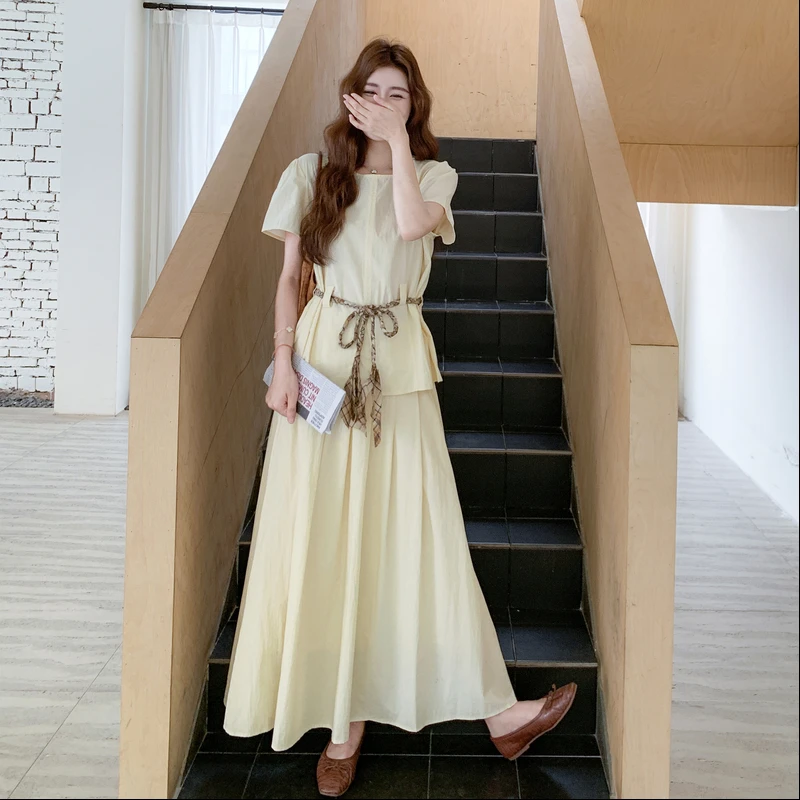 氛围感小众设计套装裙女2025年夏季新款纯色收腰上衣半身裙两件套