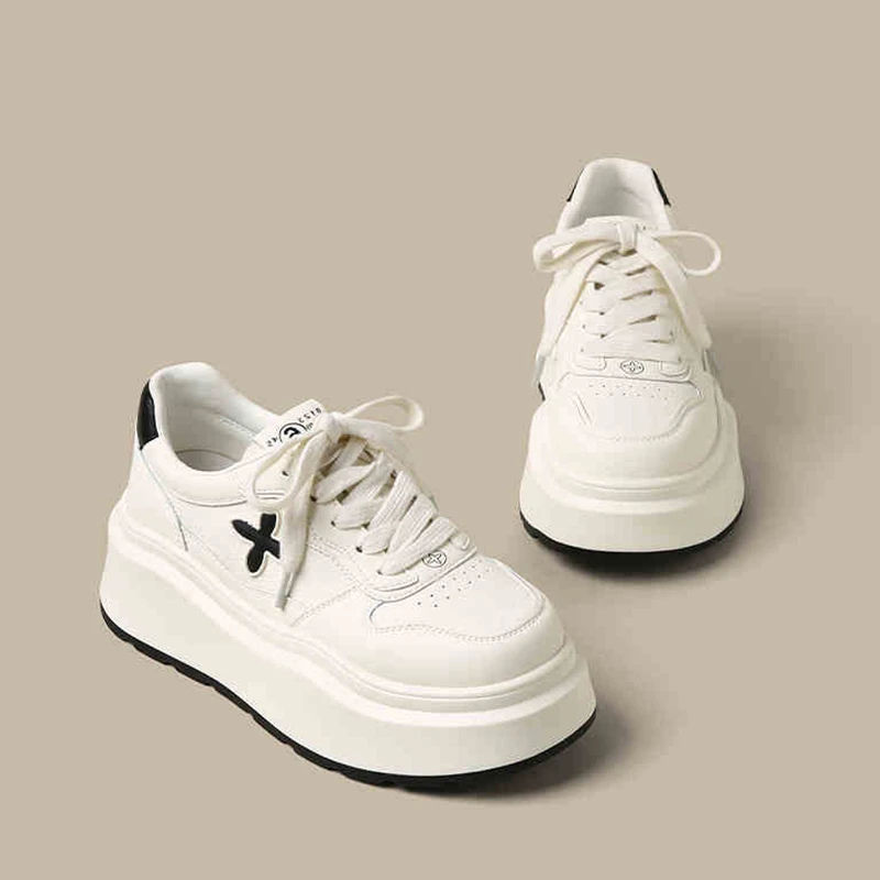 法国TOUCH MISS高级感复古小白鞋女2025春季新款厚底休闲运动板鞋