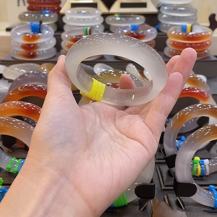 玛瑙/玉髓未镶嵌手镯24