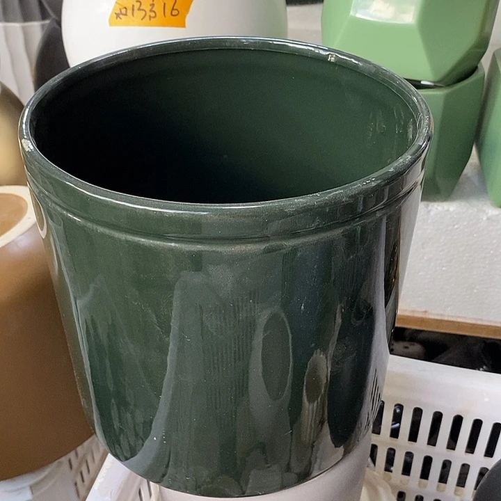 摆件陶盆有孔 瑕疵介意勿拍