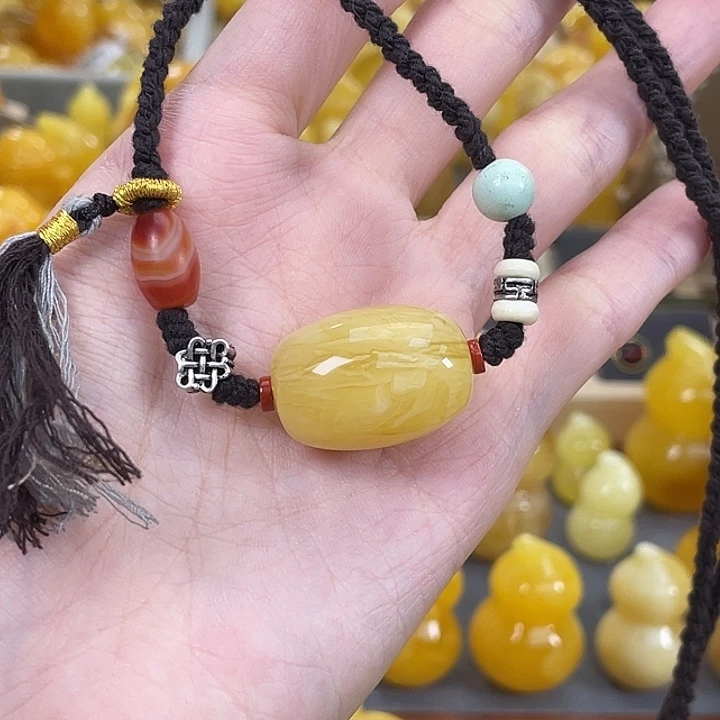 茉***菟琥珀未镶嵌珠宝奇石琥珀蜜蜡J213