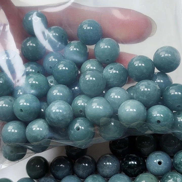 翡翠手链未镶嵌散珠46颗卡12.5