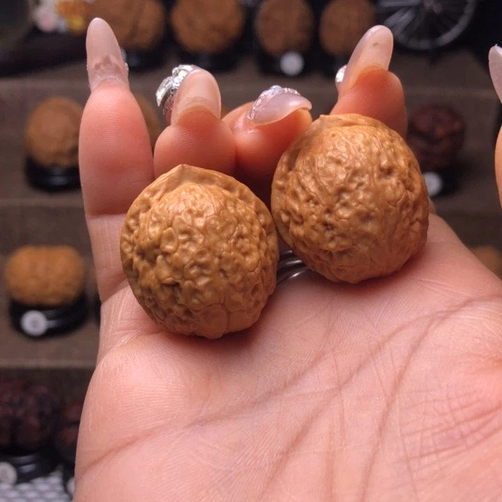 橄榄核吊坠19福星小铁锤