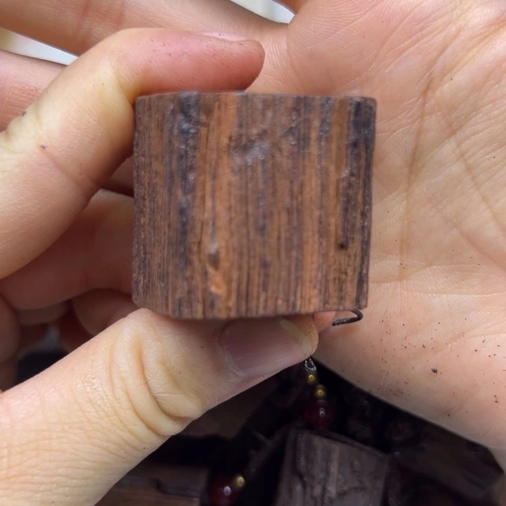 手串/手链降真香降真香随形吊坠大小不一