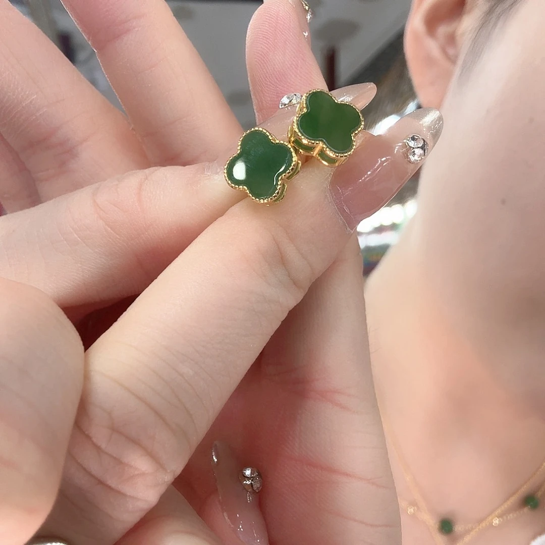 和田玉银S925镶嵌耳饰