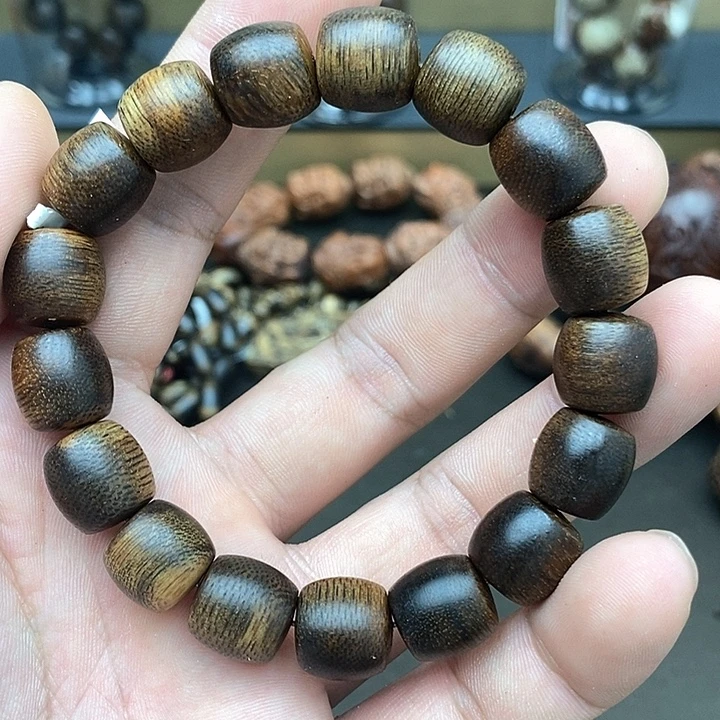 沉香碎屑沉香越南芽庄野生白奇36