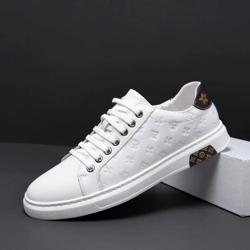 2025平底板鞋男鞋欧洲站潮鞋夏季新款透气休闲皮鞋男士小白鞋