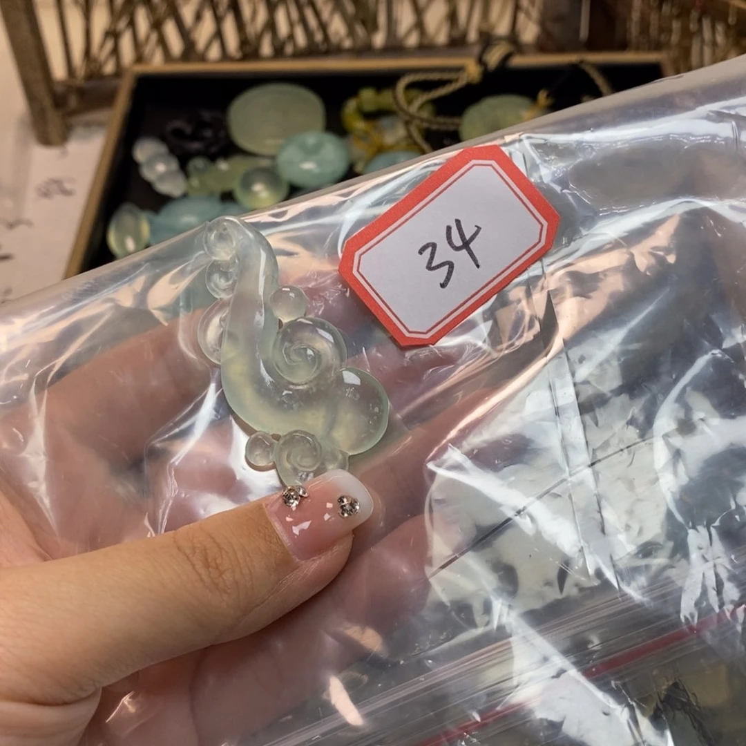 岫玉颈饰未镶嵌奶*