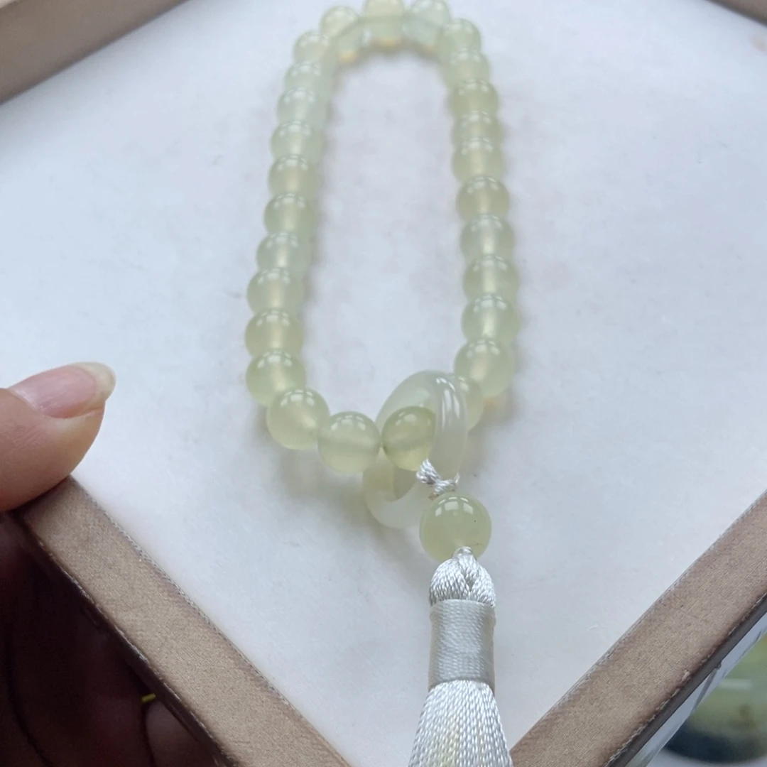 未镶嵌蛇纹石玉手链