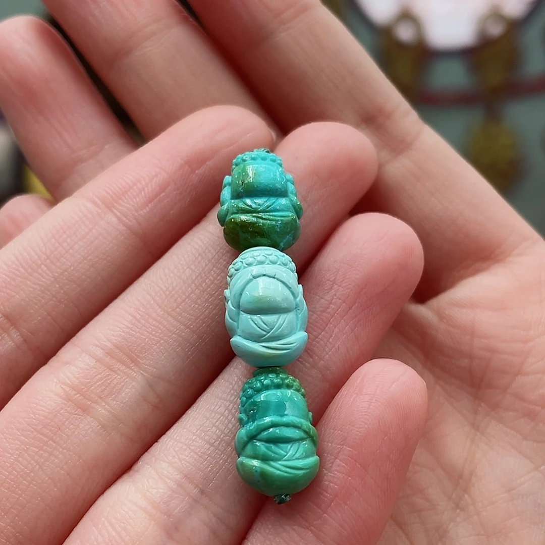 绿松石颈饰未镶嵌