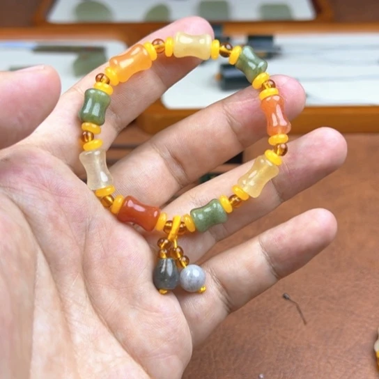 和田玉（糖玉）未镶嵌颈饰