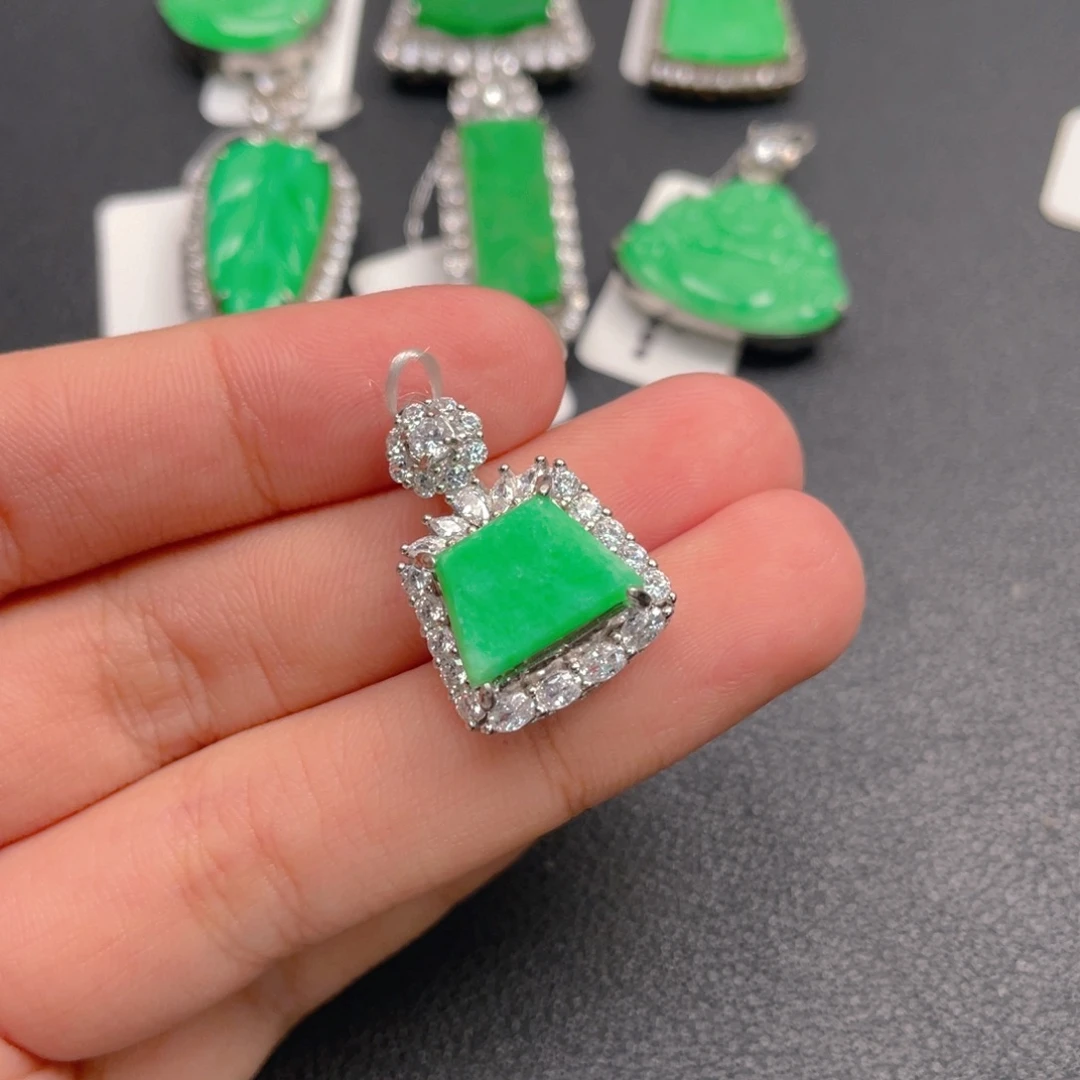 翡翠银S925镶嵌颈饰