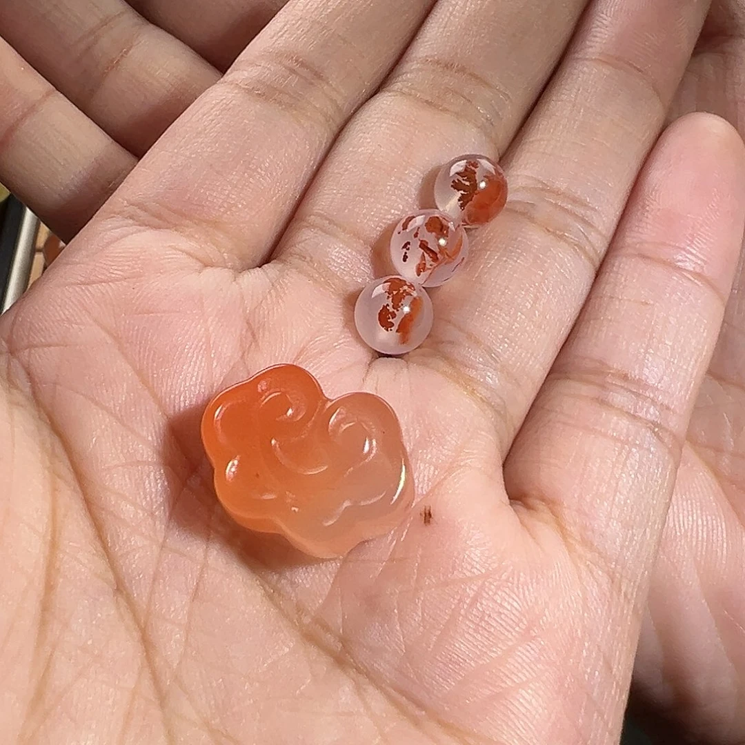 南红玛瑙珠宝奇石未镶嵌J****?