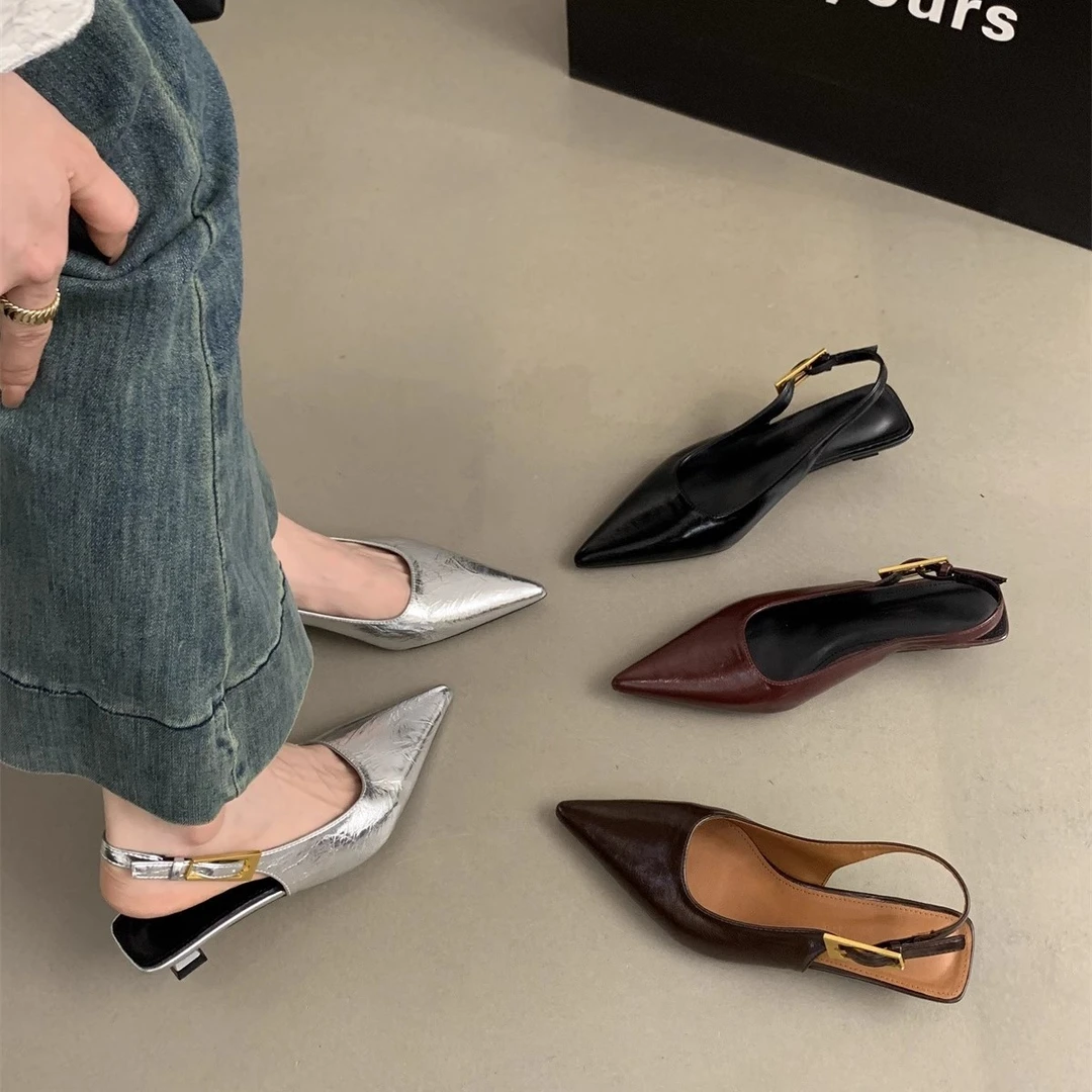 2025轻奢鞋性感凉鞋女夏季新款法式气质仙女晚风通勤尖头银色单鞋
