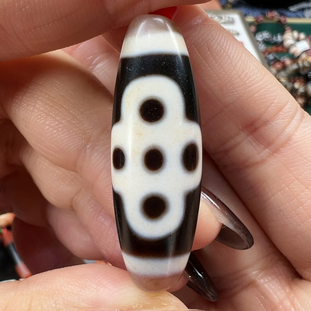 玛瑙/玉髓未镶嵌珠宝半成品行运红纱五眼闪电