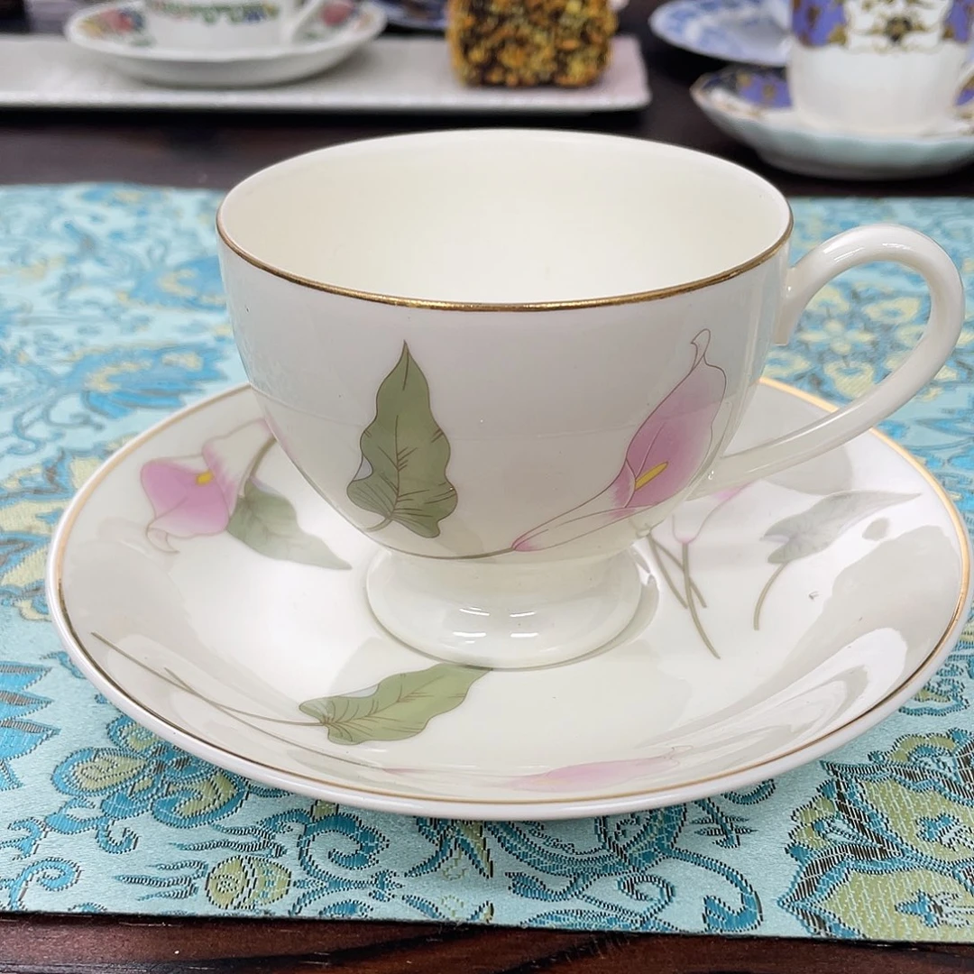 鹿屋家的美丽咖啡杯哇