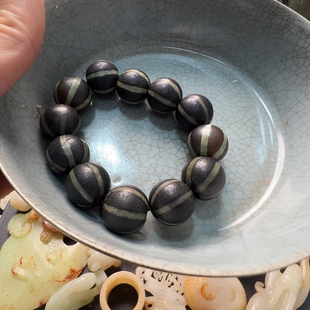 未镶嵌和田玉（糖玉）挂件